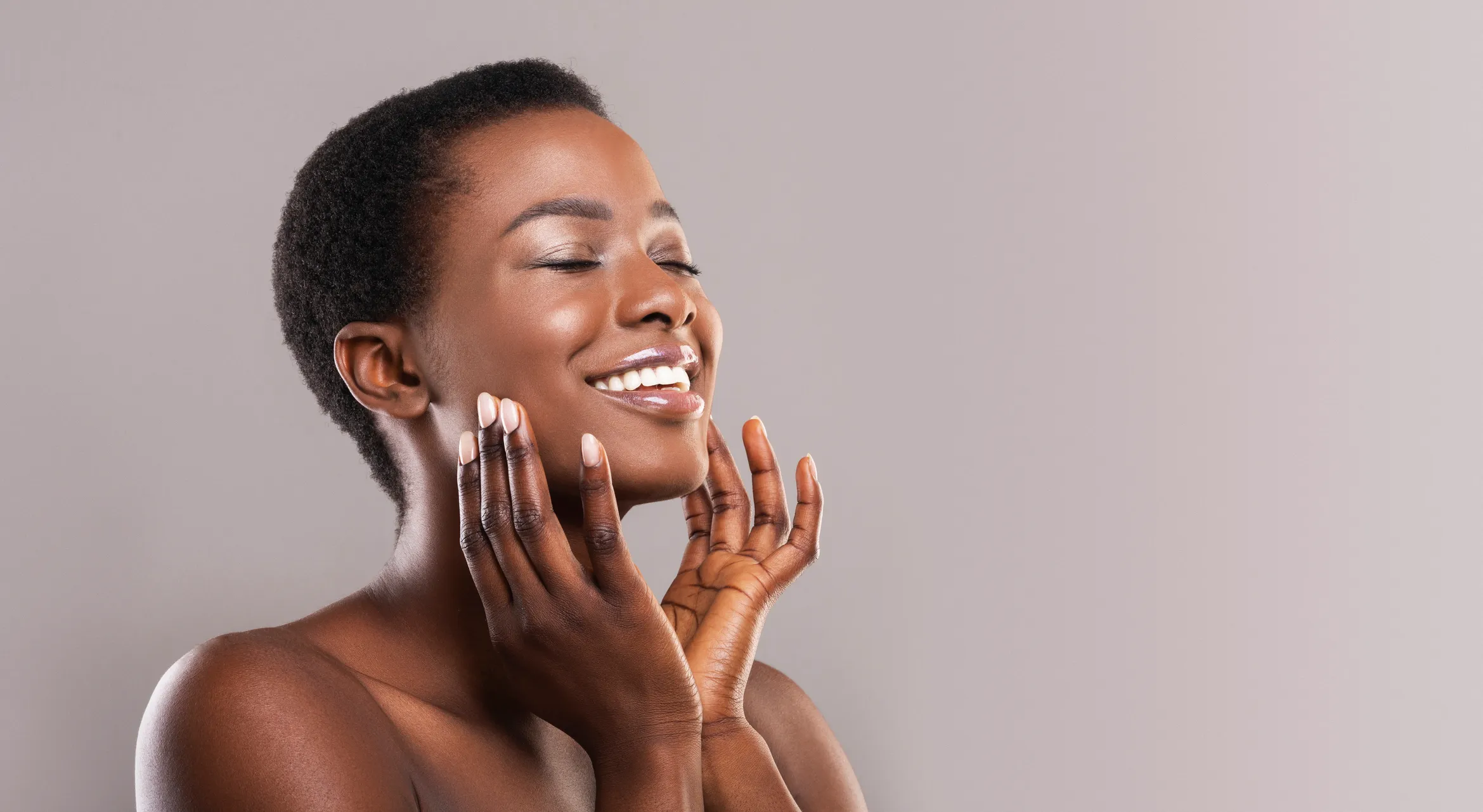 Aquagold treatment at GLOW by Elena Reitman MD