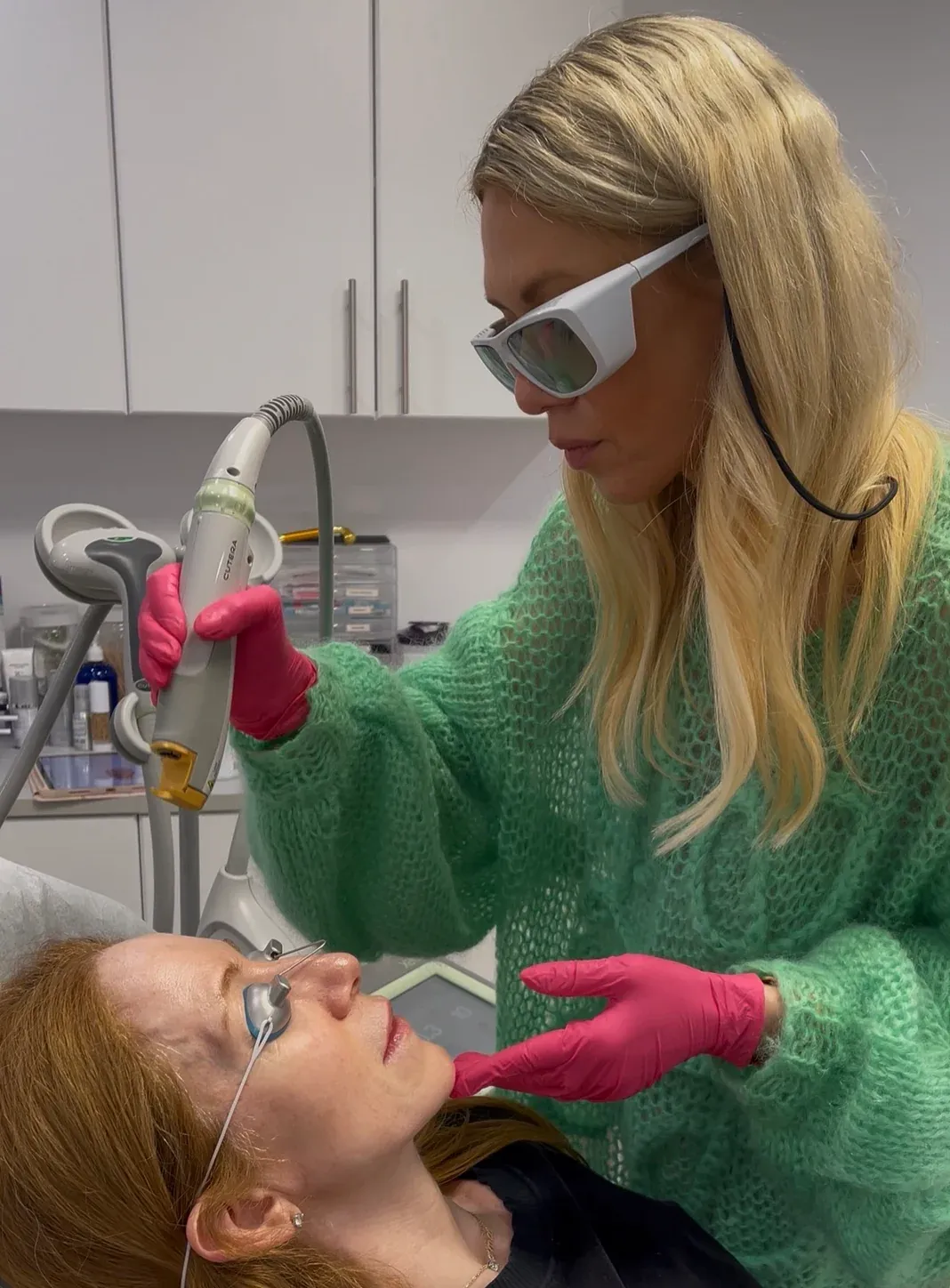 Dr. Elena Reitman during an unhurried patient consultation